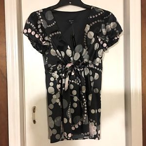 NWT! Express Geo Print Babydoll Blouse Top!